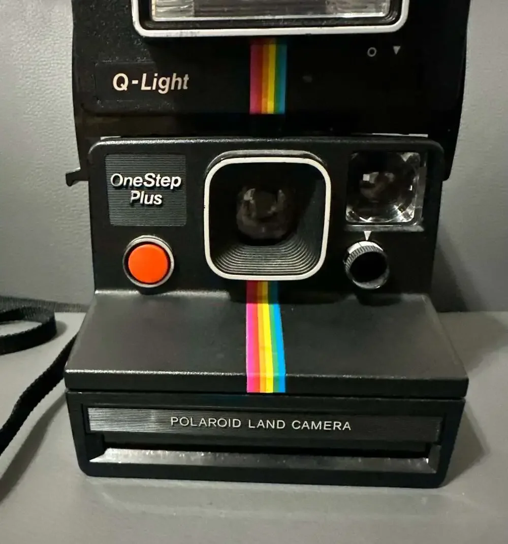 Vintage Polaroid OneStep Plus Instant Land Camera with Q-Light Flash